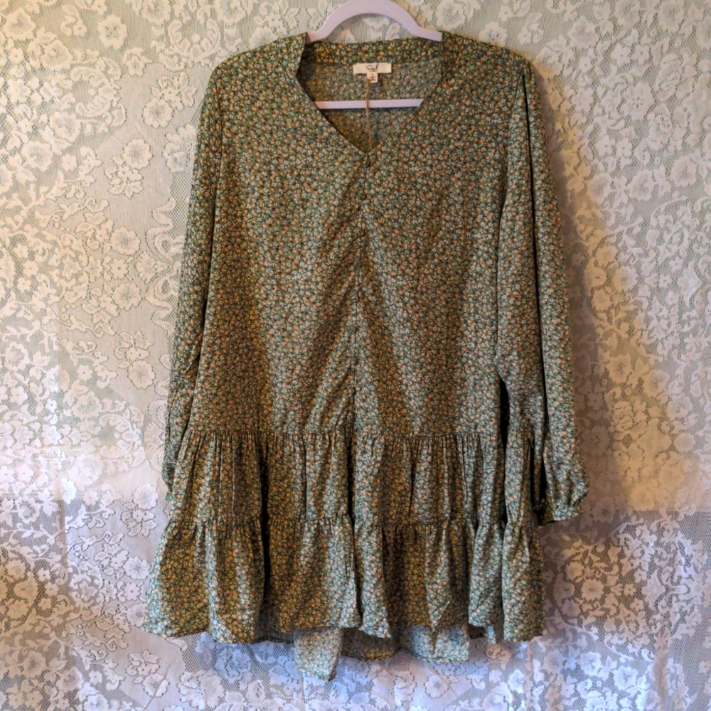 FLOWY DEEP GREEN DRESS